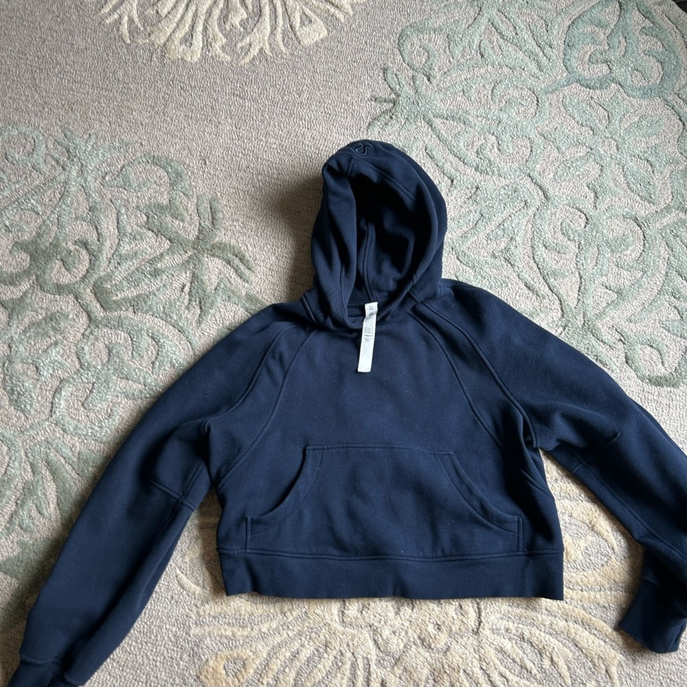 Lululemon cropped scuba hoodie